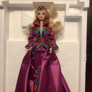 Barbie Royal Splendor